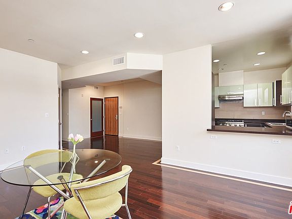 4th image of 1943 Pelham Ave APT 101