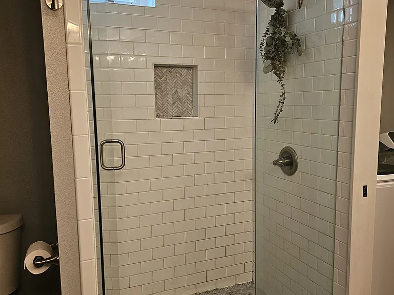825 N Baldwin St — Photo 28