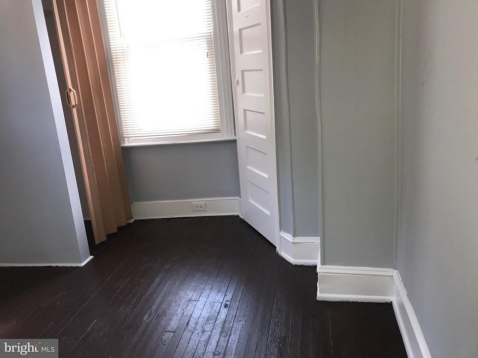 1st image of 2842 N Taney St