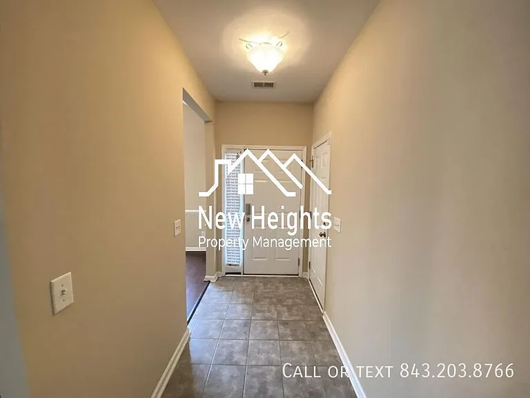 8207 Ronda Dr — Photo 2