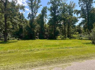 205 Booker St, Dequincy, LA 70633