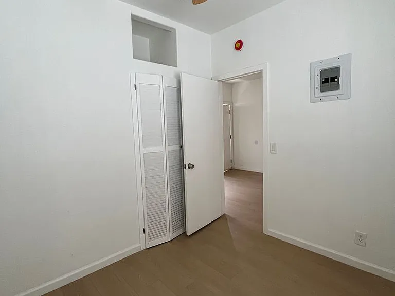 842 Alamitos Ave — Photo 20