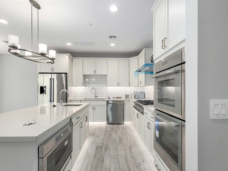 4525 N 40th St #5 — Photo 16