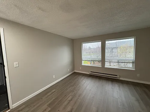 565 SE 8th Ave #A204 Photo 1