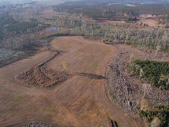 2nd image of 711 Cade Rd.