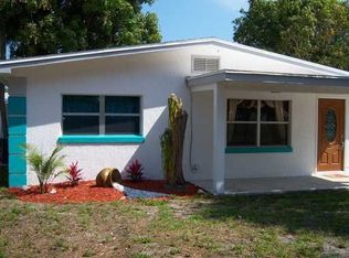 1537 NE Texaco Pl, Jensen Beach, FL 34957