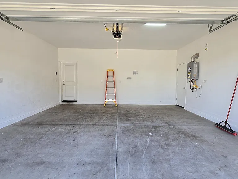 3349 S 179th Dr — Photo 27