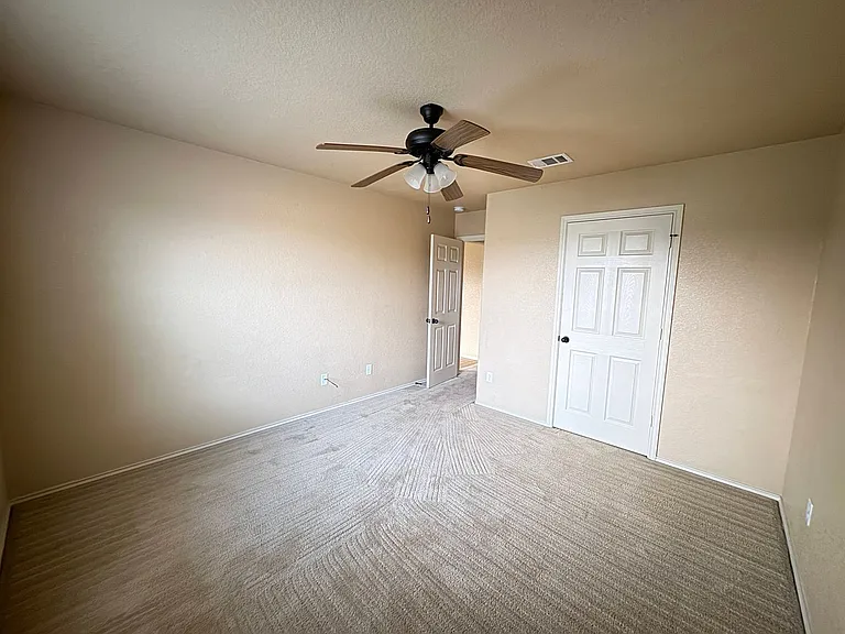 3100 Rockwall Dr — Photo 32