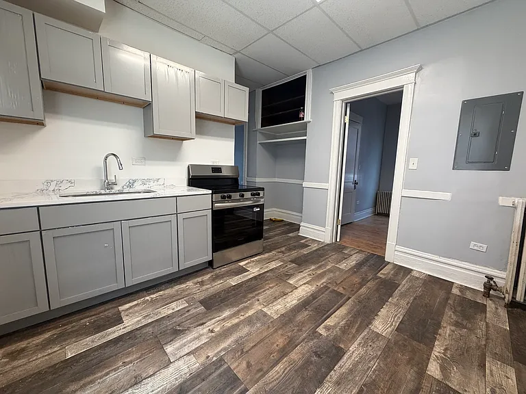 7817 S South Shore Dr #1 — Photo 11