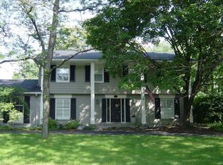 901 Satterlee Rd, Bloomfield Hills, MI 48304