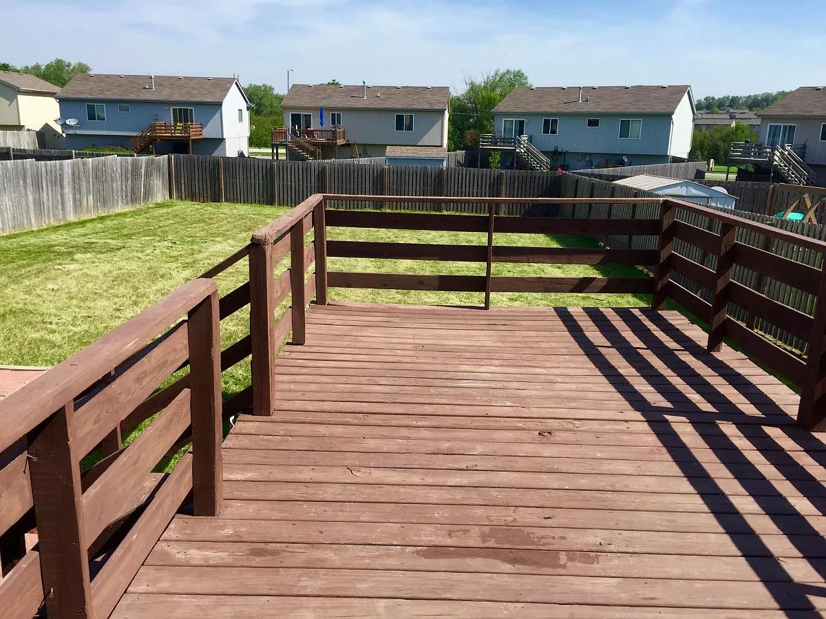 3 bed, 1556 sqft, $2,300 — Photo 4