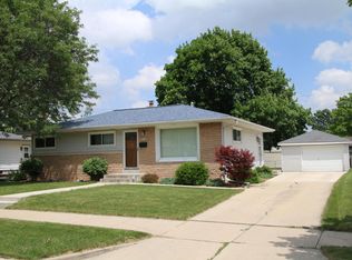 4044 S 74th St, Milwaukee, WI 53220