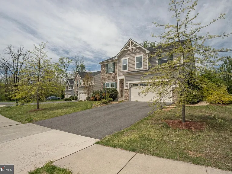 12760 Manor Hall Ct — Photo 2