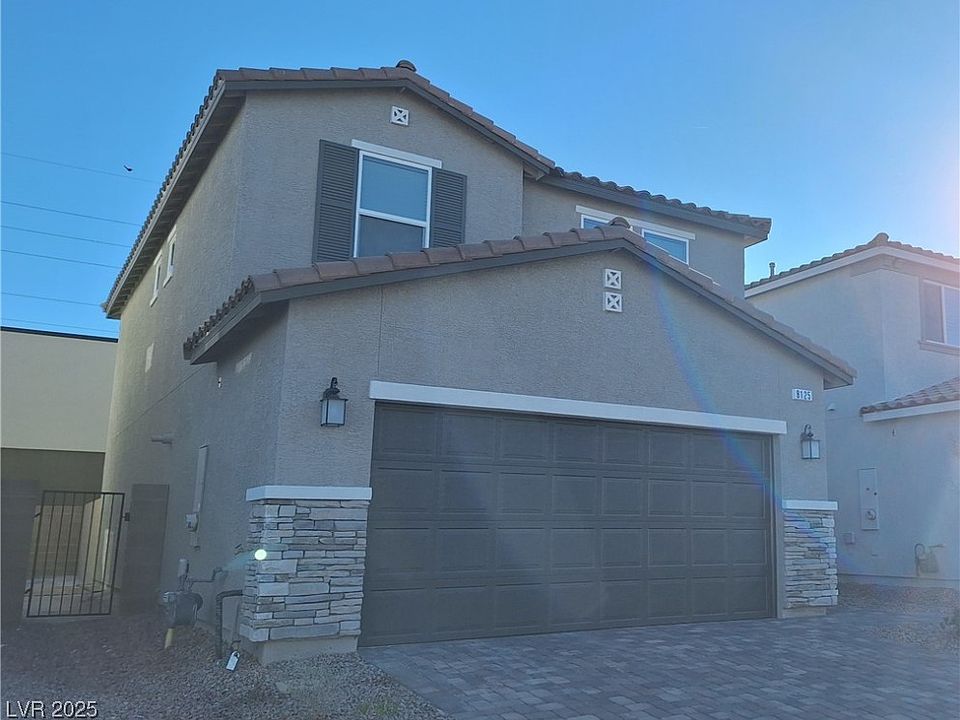 1st image of 8125 Glade Crossing Ave