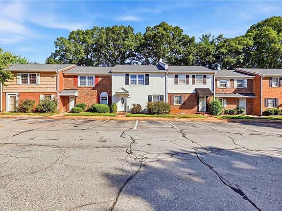 2nd image of 2902 Saint Marks Rd APT E