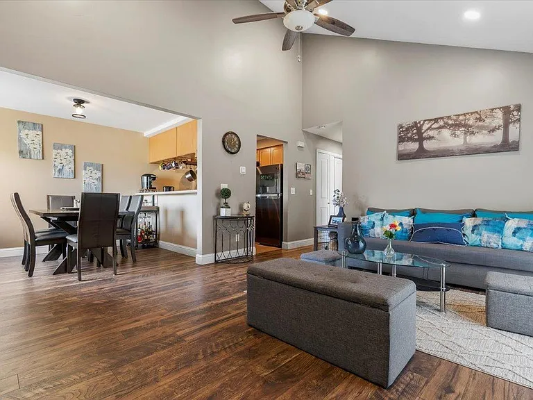 259 Enterprise Dr — Photo 4