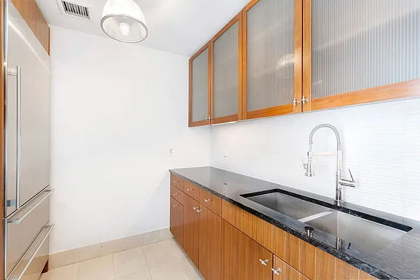 Rented by Compass | media 10