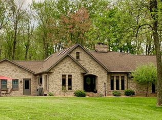 985 S Deer Run Rd, Huntingburg, IN 47542