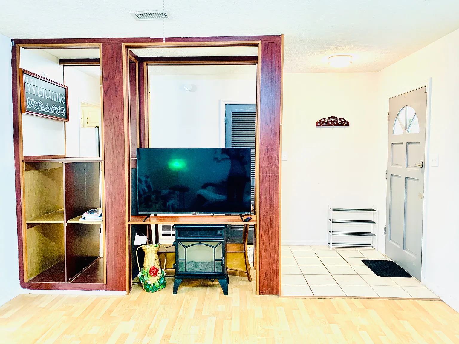 210 Wesley St — Photo 3