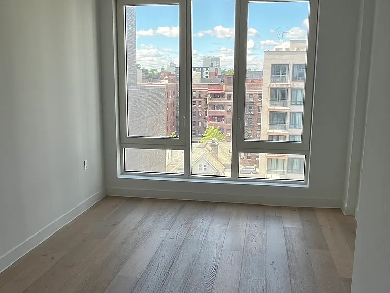 148-33 90th Ave #806 — Photo 4