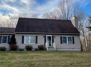 590 S Plank Rd, Walden, NY 12586