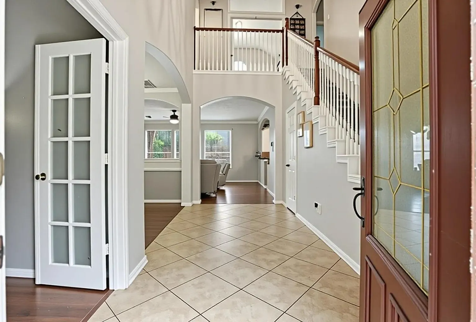 4 bed, 2.5 bath, 2738 sqft, $3,500 — Photo 3