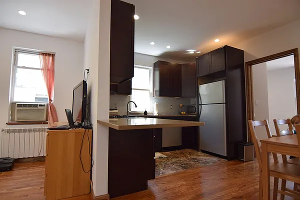Rented by Coda Real Estate NYC | media 12