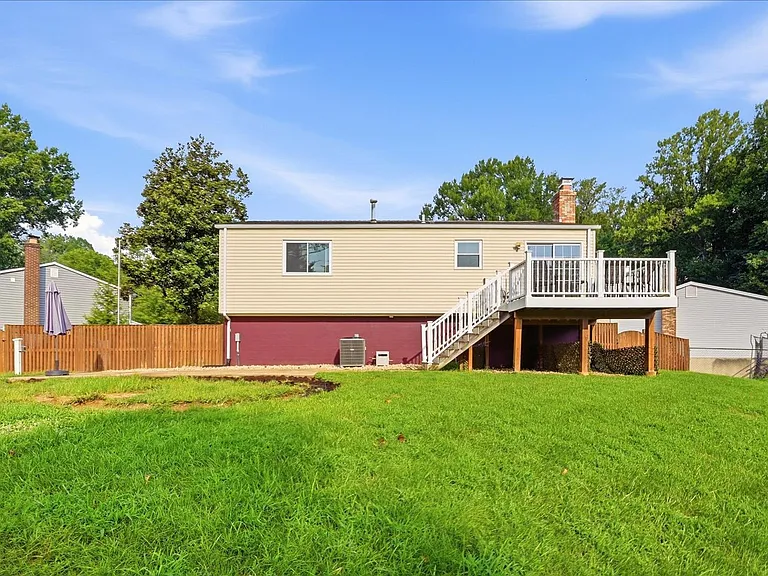 5481 Saddler Ln — Photo 27