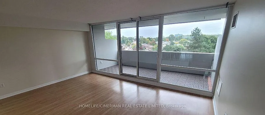 260 Scarlett — Photo 1