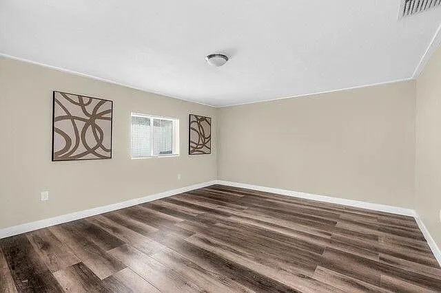 1740 NE 64th St — Photo 7