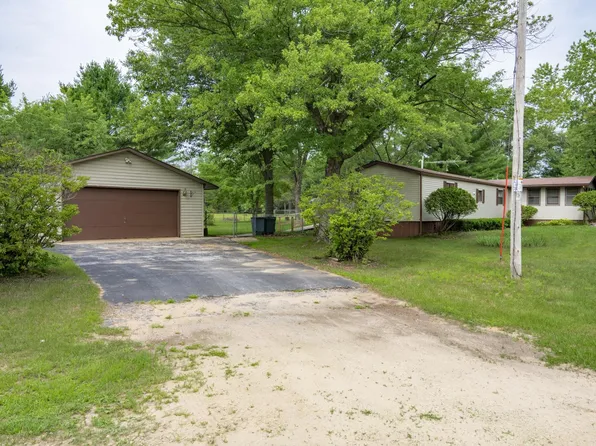 W4421 Marina Ln, Necedah, WI 54646