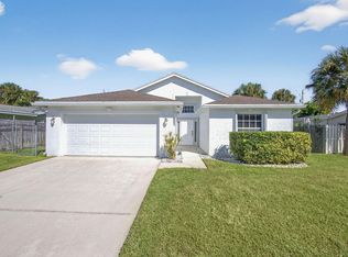 554 Riverside Dr, Palm Beach Gardens, FL 33410