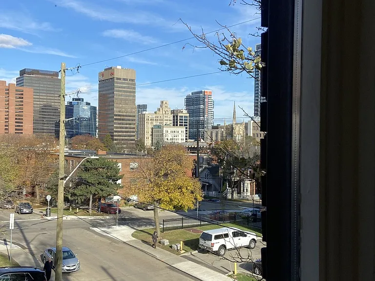 164 Park St S #6 — Photo 7