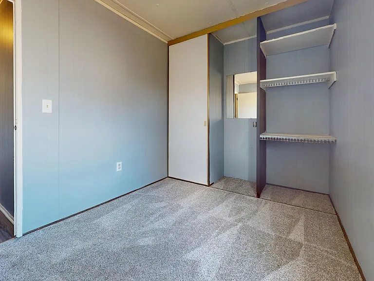 372 Home Ave — Photo 10