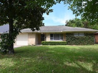 215 Bizerte St, Houston, TX 77022