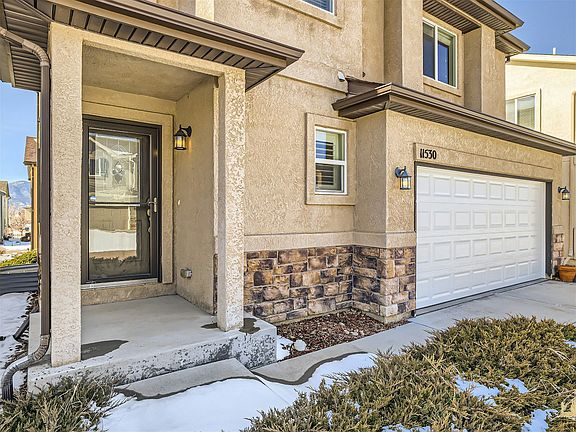 4th image of 11530 Hibiscus Ln