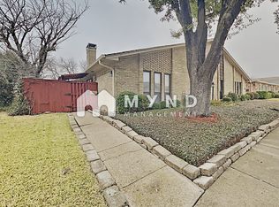 3629 Stables Ln, Dallas, TX 75229
