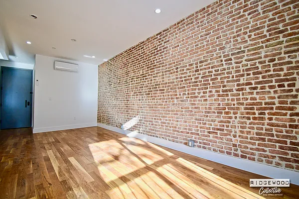 Rented by Voro NYC | media 21