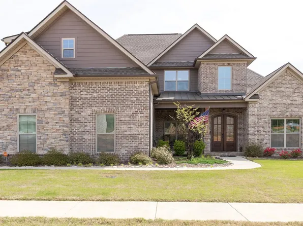 16082 Darby Dr, Athens, AL 35613