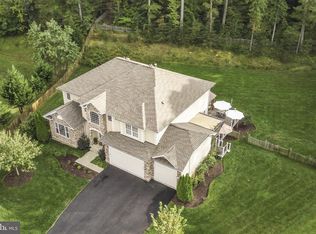 16 Presidential Ln, Stafford, VA 22554