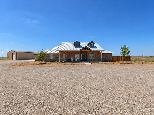 1751 County Road 190, Plains, TX 79355