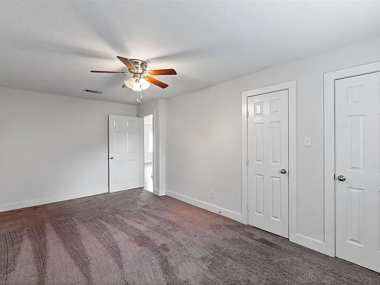 1305 Idylwild St — Photo 29