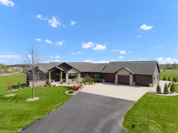 N3029 Lookout Ln, Hortonville, WI 54944