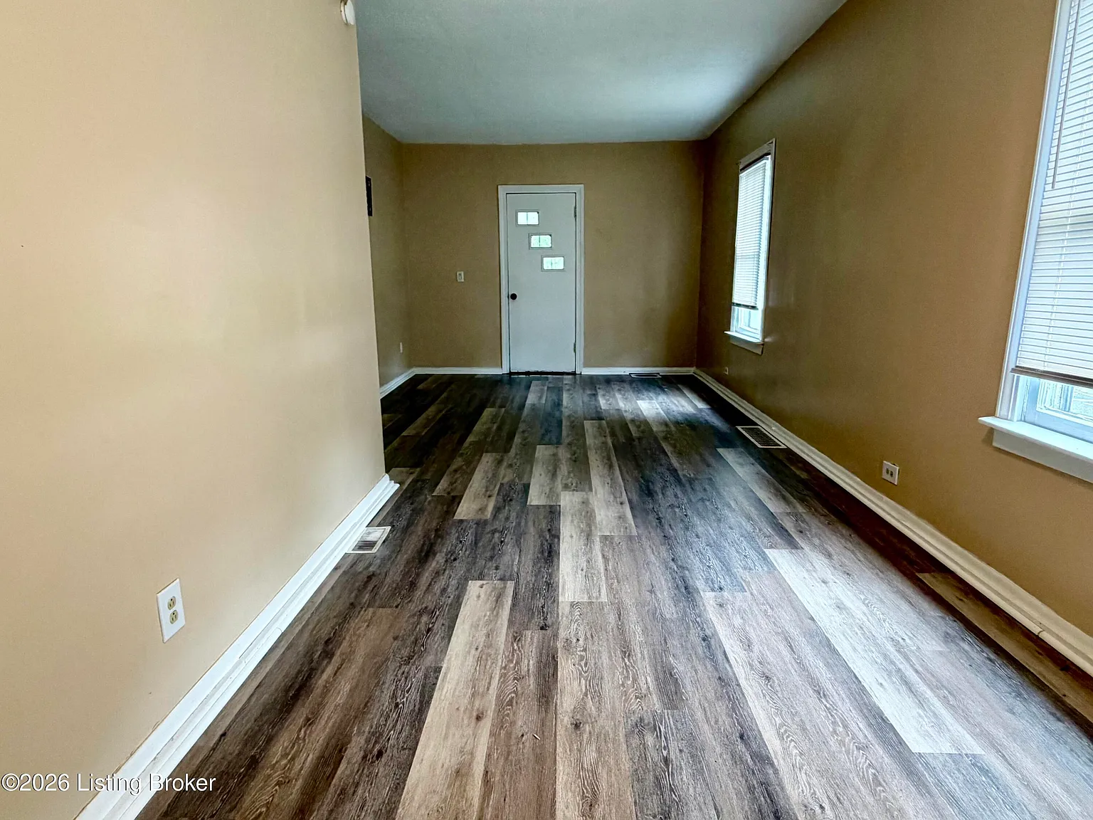 2 bed, 1.0 bath, 1000 sqft, $1,150 — Photo 3