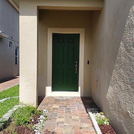 2nd image of 3230 Stratton Cir