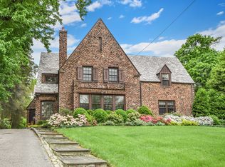 69 Wellington Ave, New Rochelle, NY 10804