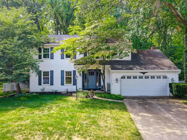 6961 Village Woods Pl, Worthington, OH 43085