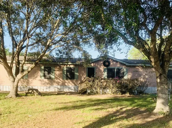 2018 Lauren Ln, Sealy, TX 77474