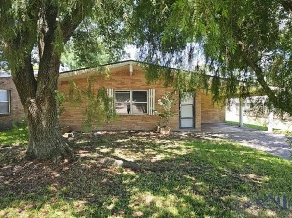 1001 Chestnut Dr, Morgan City, LA 70380