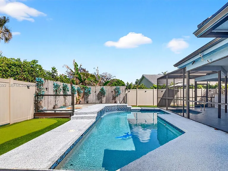 13808 Geranium Pl — Photo 39